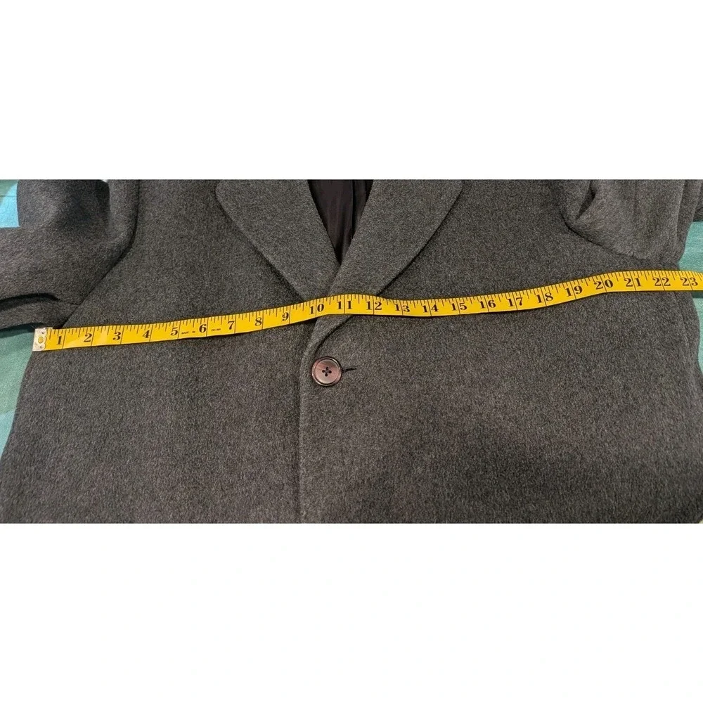Raleighs Atwood cashmere wool coat size 42 Reg Gray Fabric Made In England  Mens